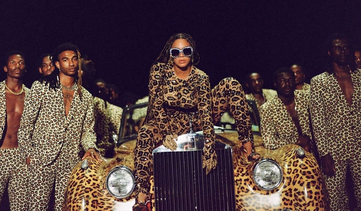 Record é acusada de racismo após insinuar que Beyoncé pratica magia negra