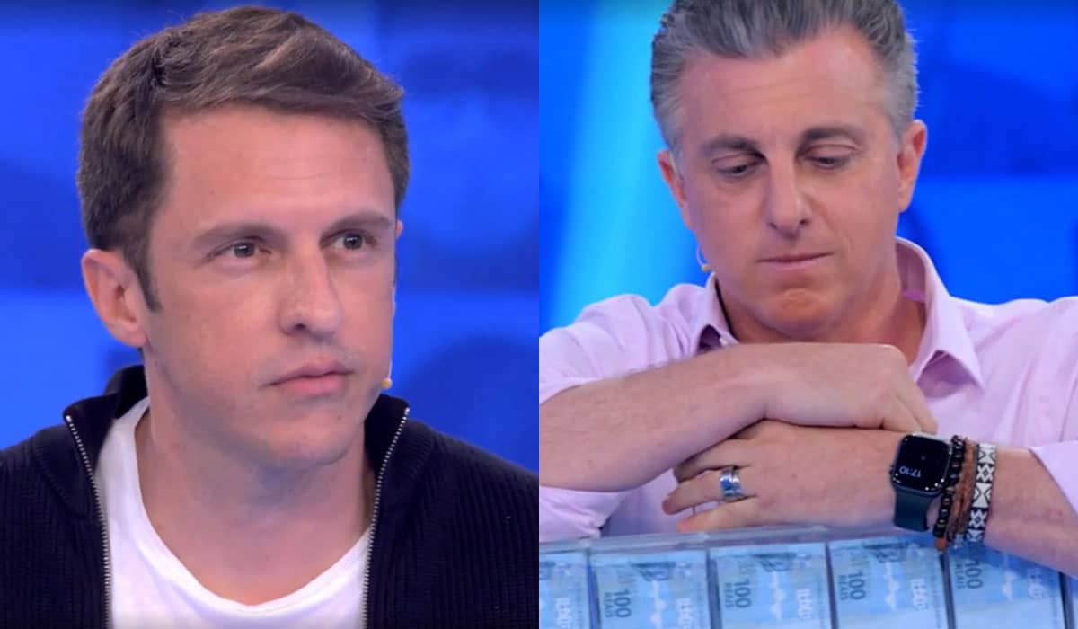 Luciano Huck se emociona com pergunta do milhão no 'Quem Quer Ser Um Milionário?'