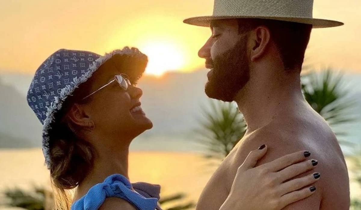 Andressa Suita confirma viagem romântica com Gusttavo Lima; Fotos e Vídeos