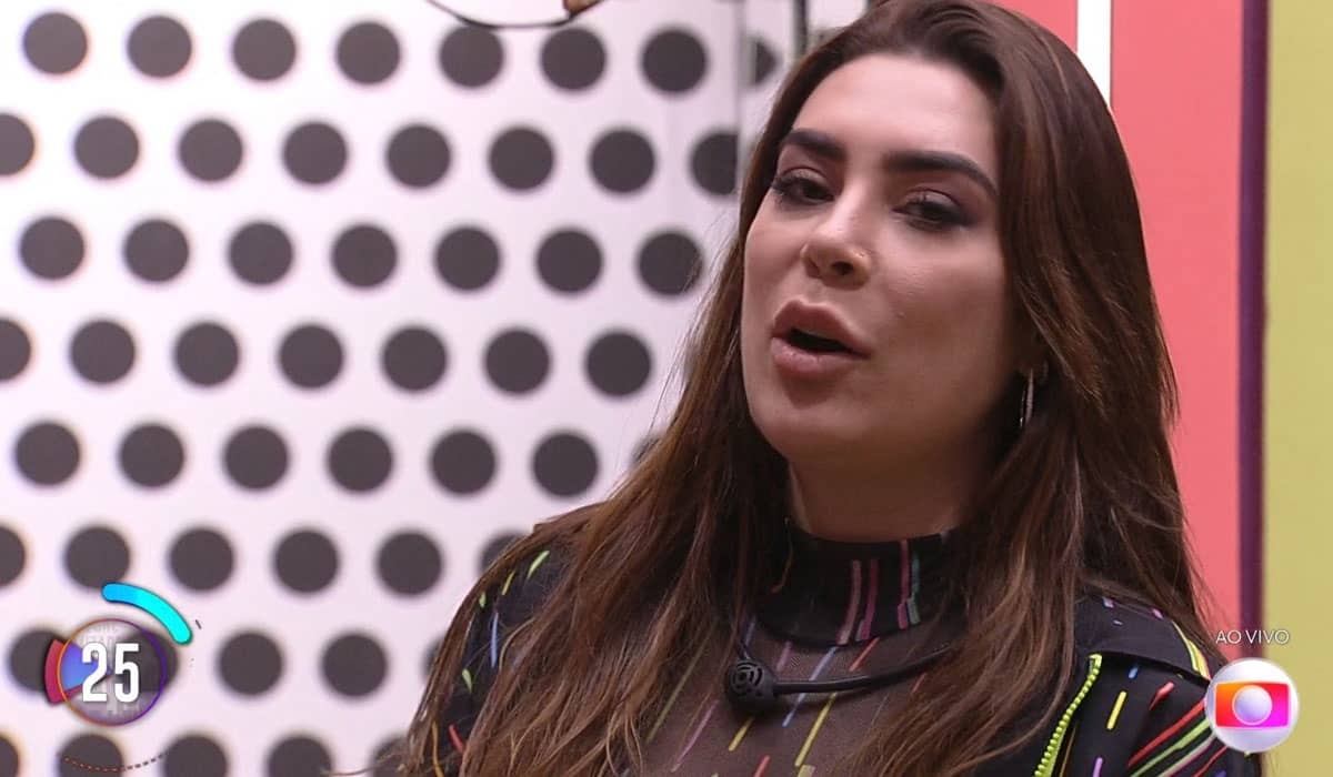 Naiara Azevedo quase desiste do BBB 22 após formação do Paredão