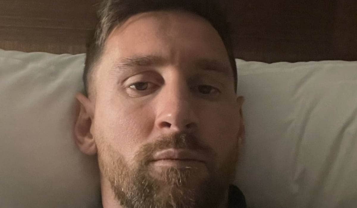 Presidente do Barcelona abre o jogo sobre saída de Messi: 'ele queria ficar'