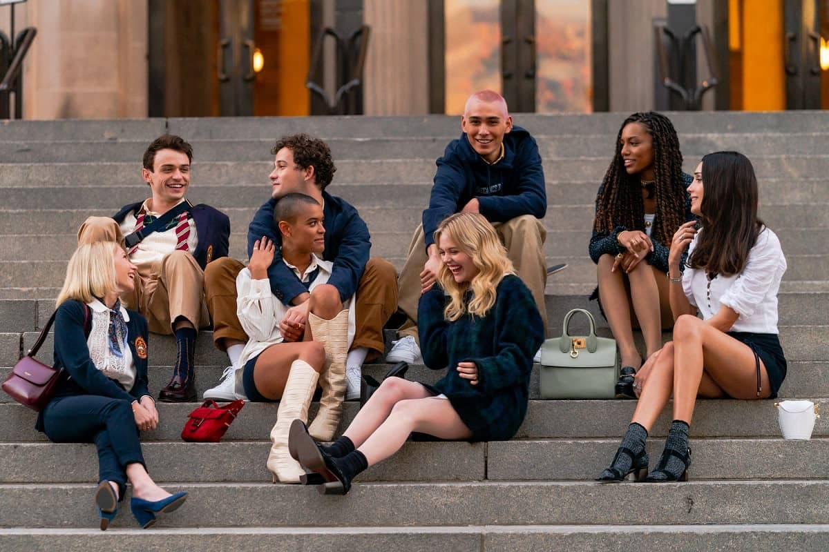 HBO Max revela mais fotos e nomes dos personagens de reboot de "Gossip Girl"