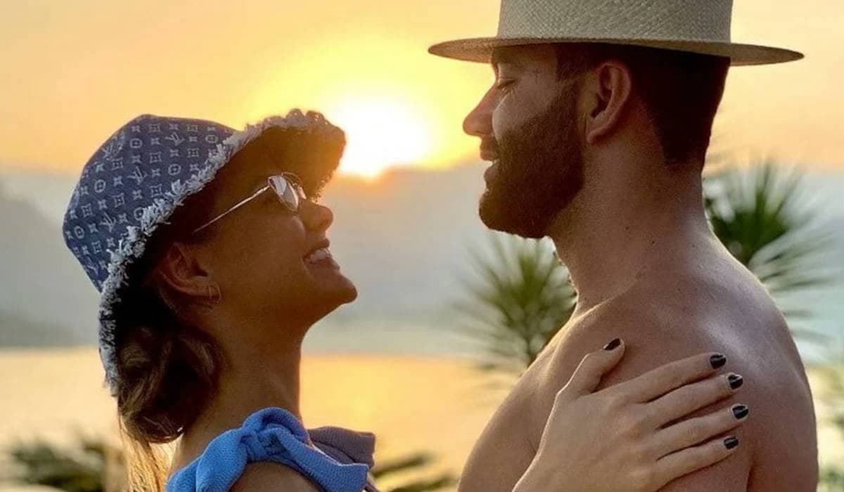 Andressa Suita confirma viagem romântica com Gusttavo Lima; Fotos e Vídeos