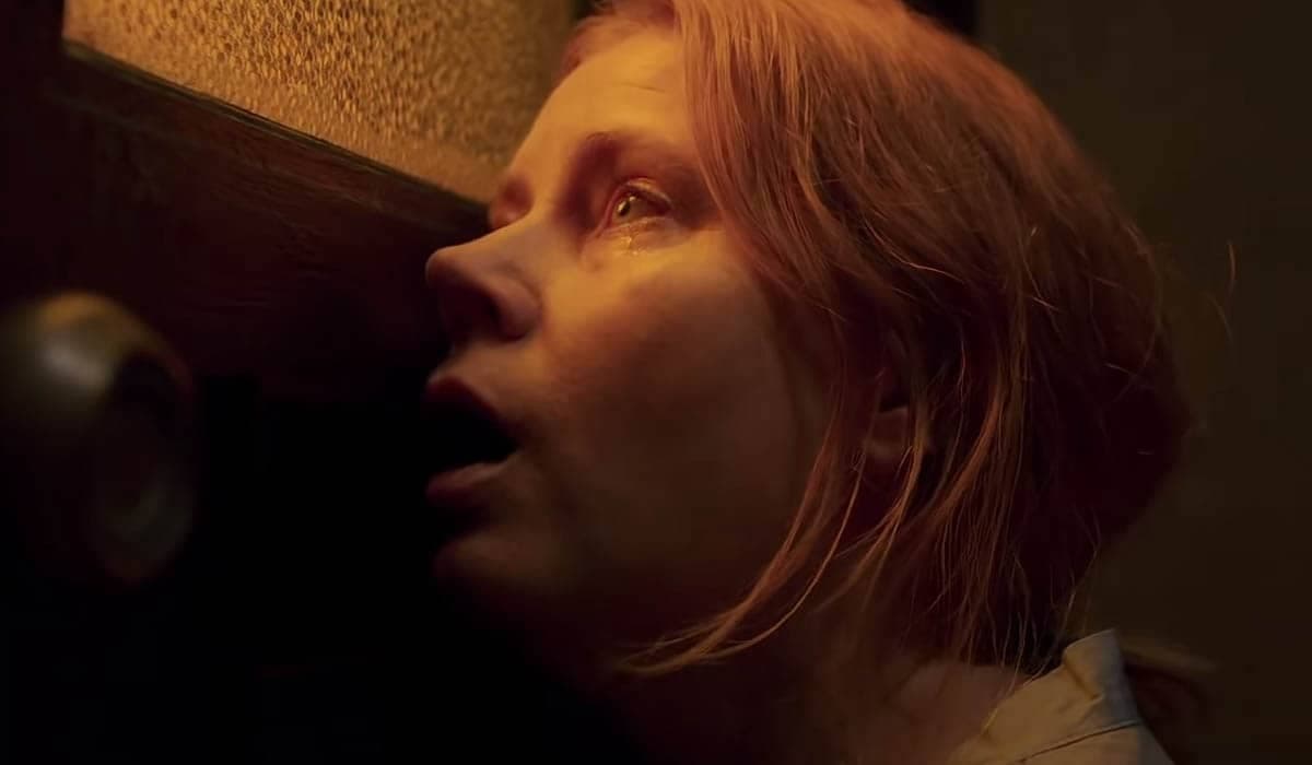 'A Mulher na Janela': Filme com Amy Adams ganha data de estreia na Netflix