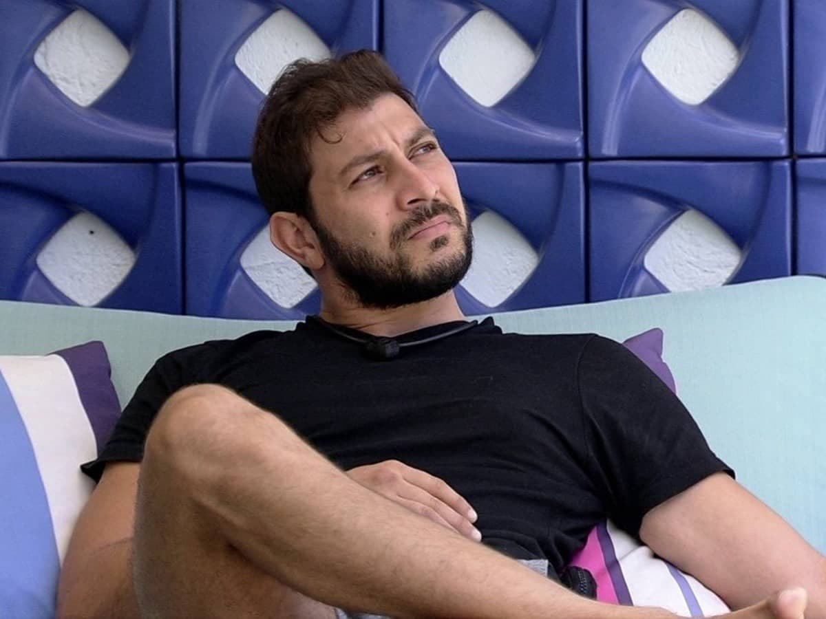 Caio participa de entrevistas e desabafa: "estava no limite"