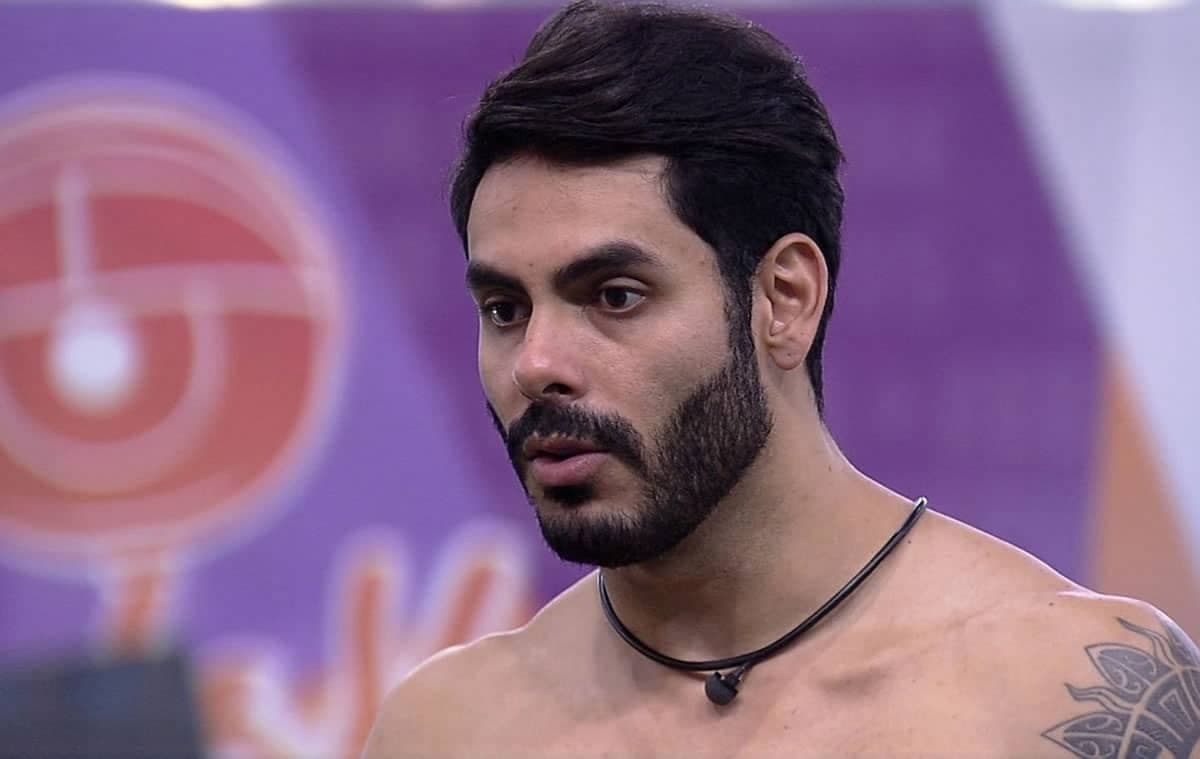 Rodolffo lidera enquete do BBB 21