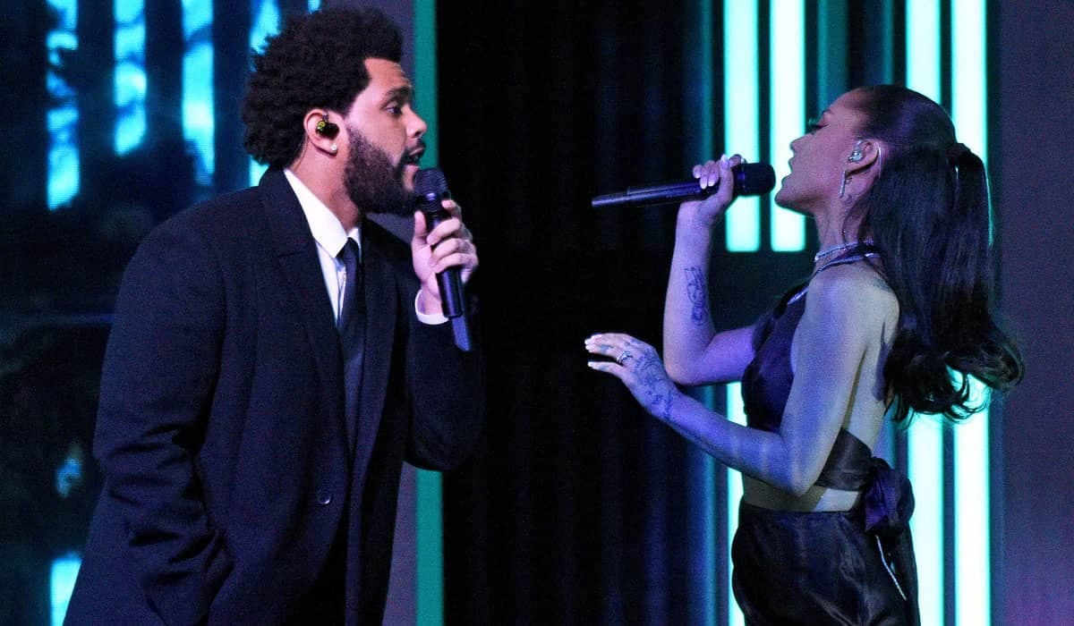 The Weeknd e Ariana Grande cantam 'Save Your Tears' no iHeartRadio Music Awards 2021