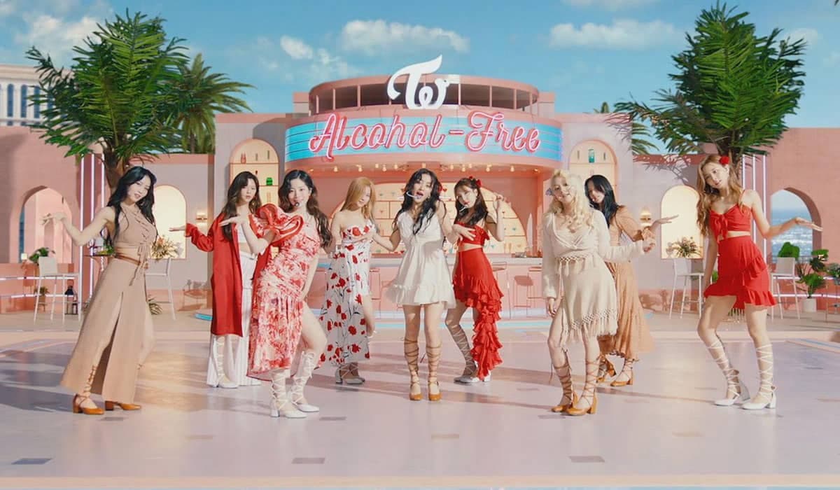 TWICE apresenta a inédita 'Alcohol-Free' no The Ellen DeGeneres Show