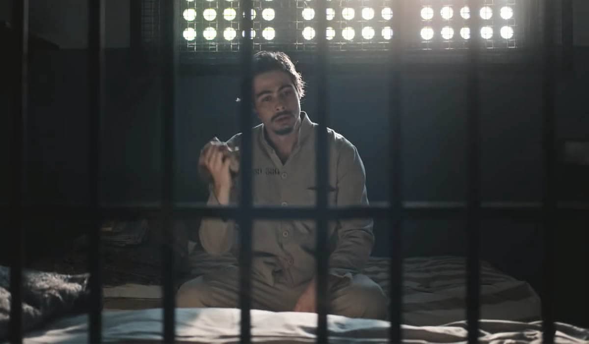 Davi foge da prisão em 'Além da Ilusão'; Confira o resumo da novela