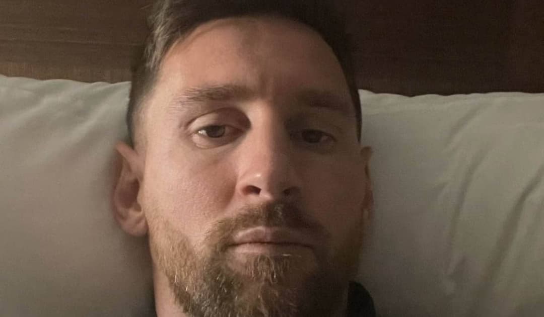 Presidente do Barcelona abre o jogo sobre saída de Messi: 'ele queria ficar'