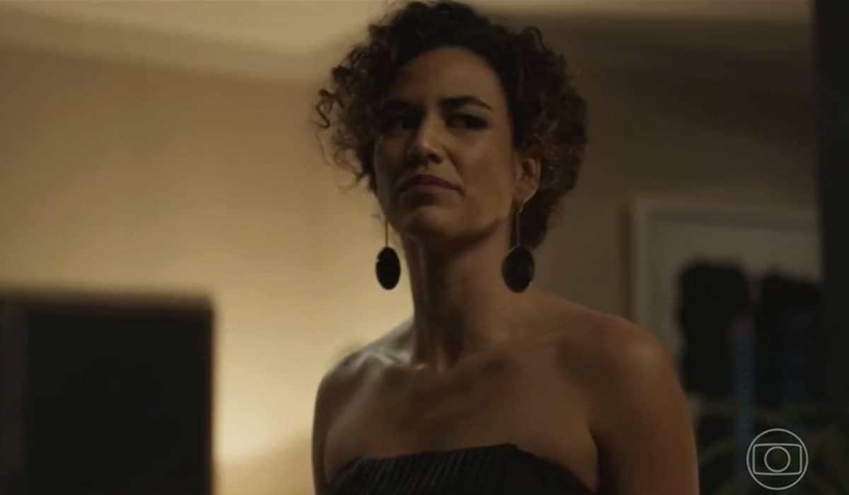 Rose abandona Neném e aceita trabalho no exterior em 'Quanto Mais Vida, Melhor'