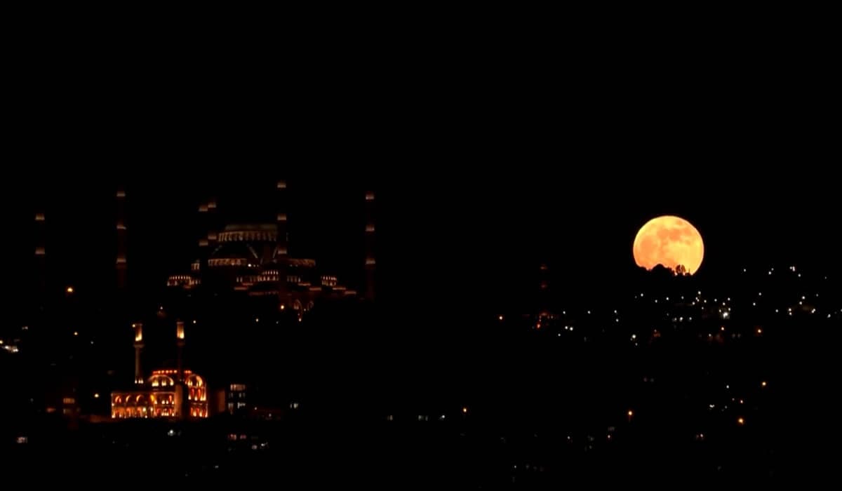 Superlua dos Cervos: Saiba como observar o evento que ocorre hoje