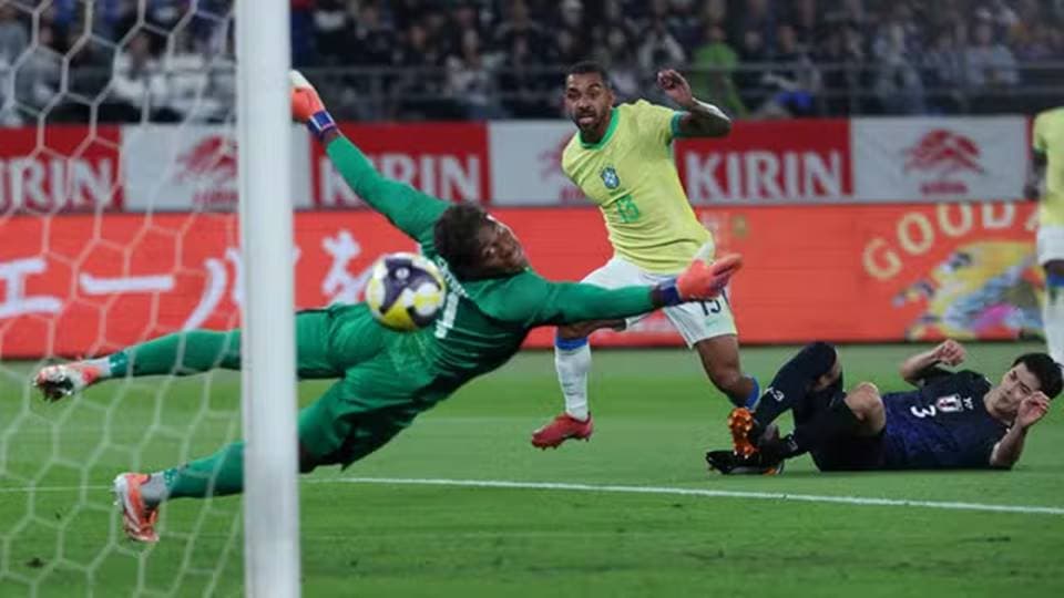 Brasil leva virada e perde para o Japão em amistoso internacional
