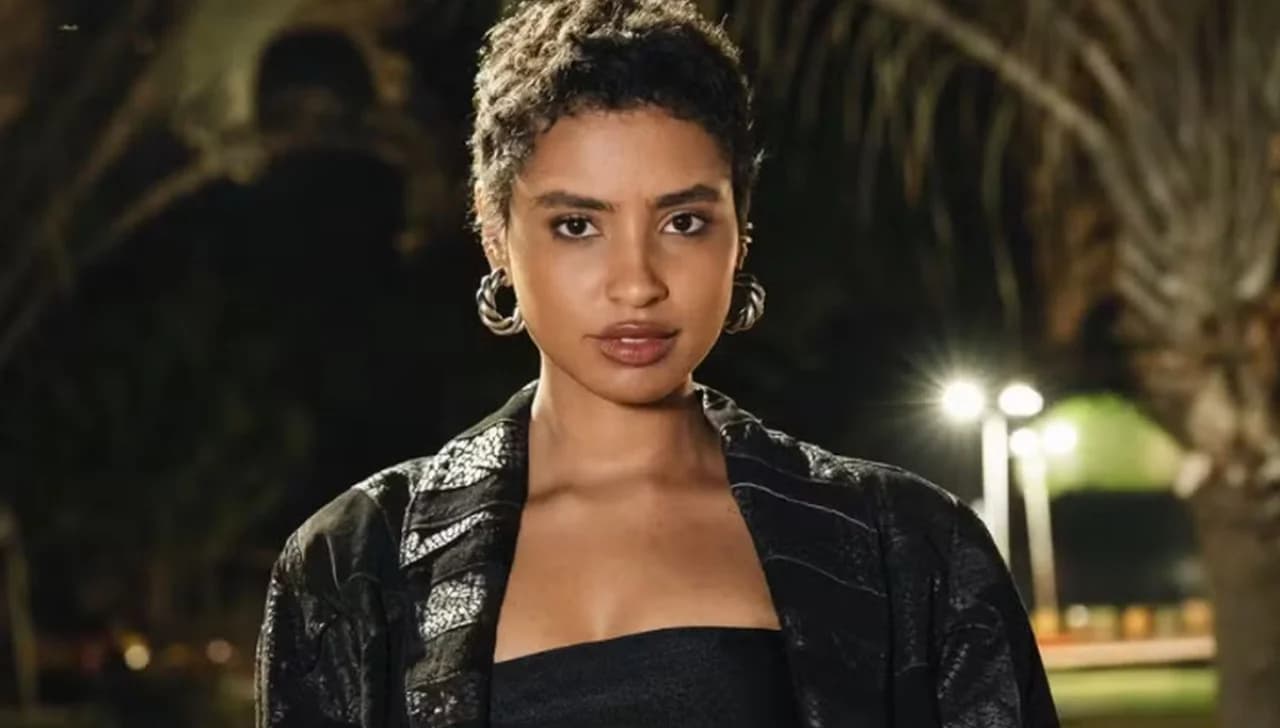 Resumo Coração Acelerado: Eduarda parte para o ataque e deixa Leandro sem fôlego com investida ousada