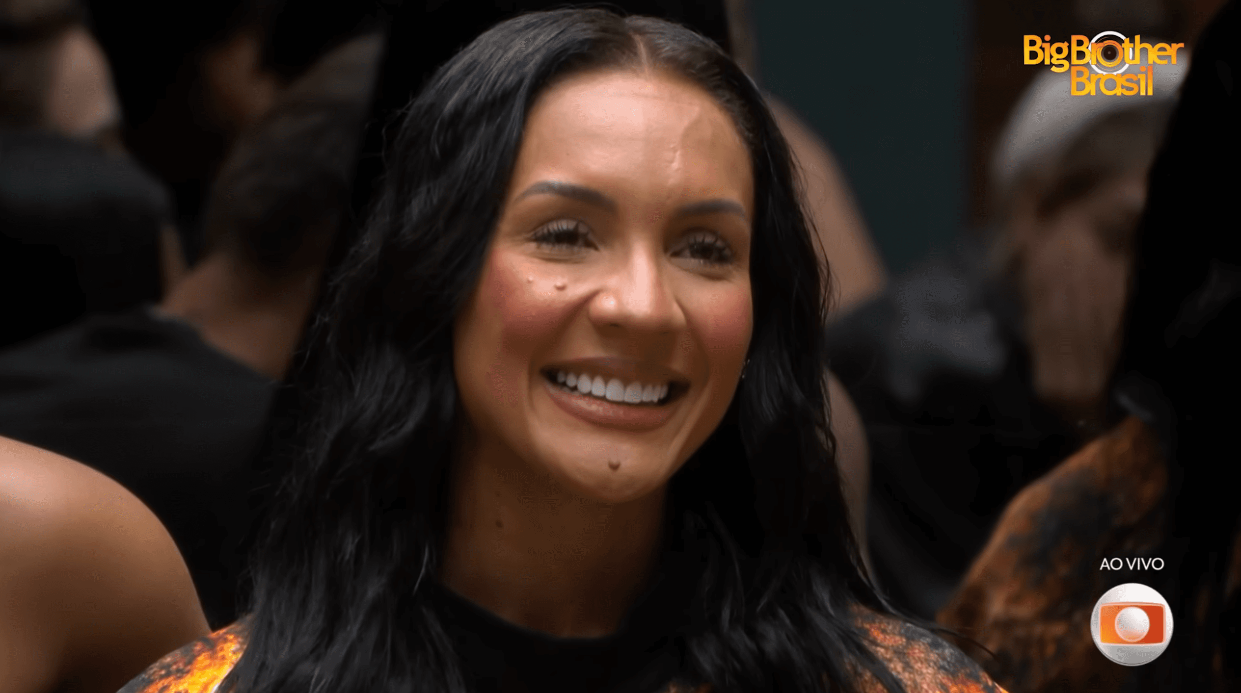 Reviravolta no paredão: Maxiane lidera enquete com mais de 52% dos votos para deixar o BBB