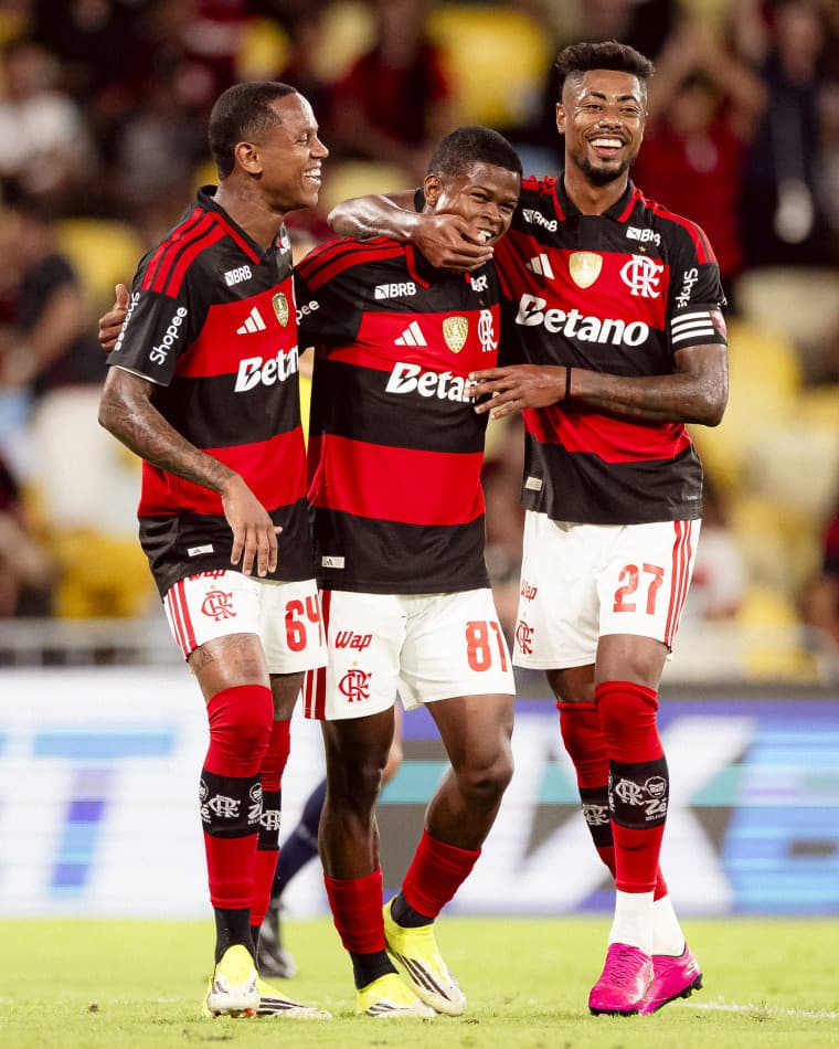 Flamengo 7 x 1 Sampaio Corrêa: Flamengo retoma confiança, goleia no Maracanã e garante vaga no Carioca