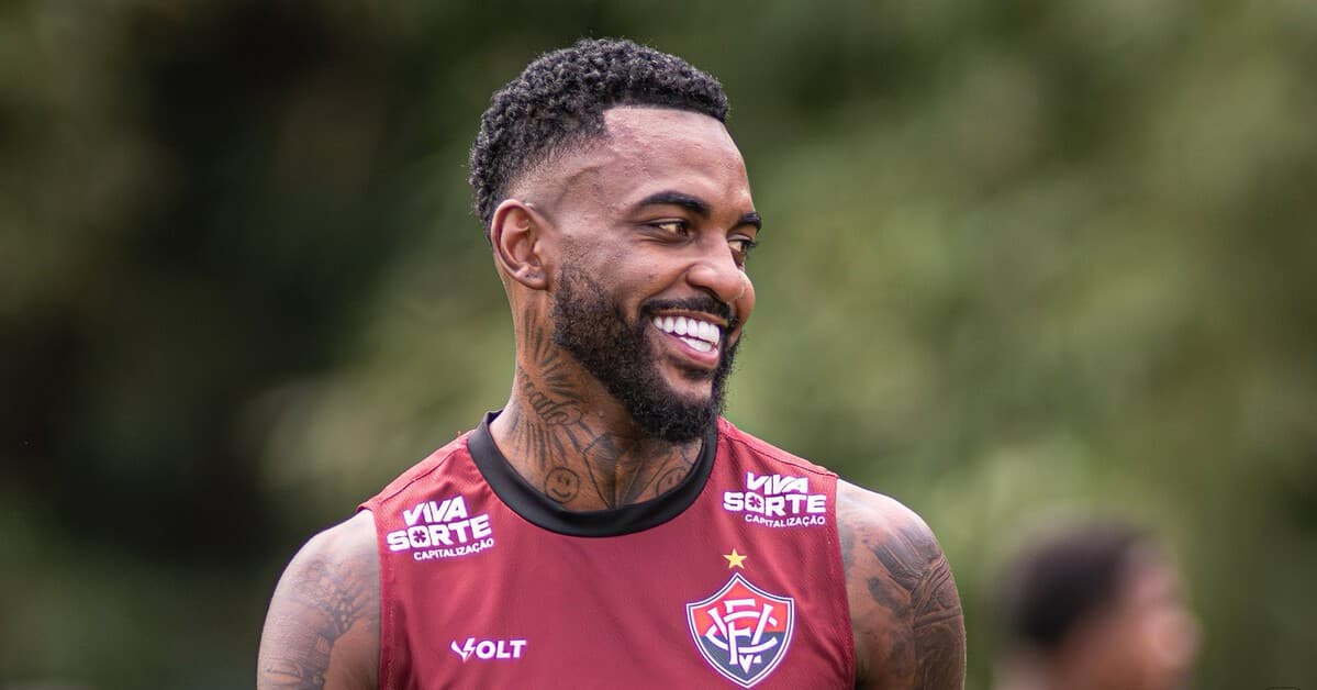 Flamengo e Vitória medem forças no Maracanã pela Copa do Brasil