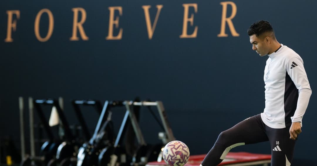 Manchester United x Brentford: Onde assistir, prováveis escalações e detalhes do jogo de hoje