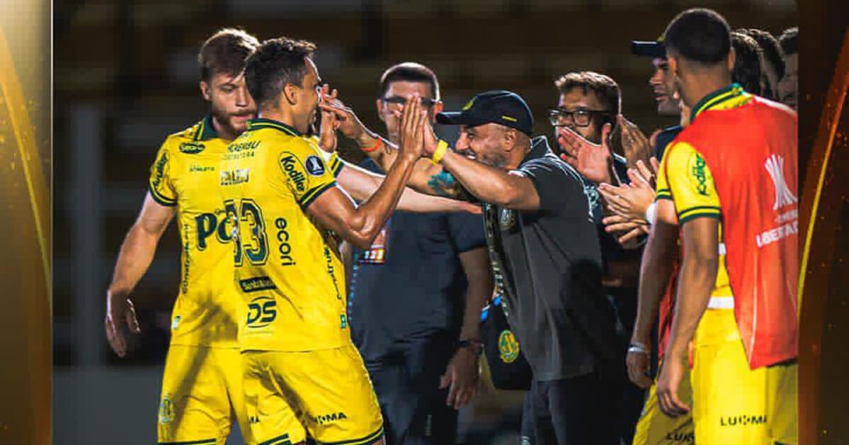 Mirassol vence, mas gigantes tropeçam: o saldo dos brasileiros na rodada de ontem das copas continentais