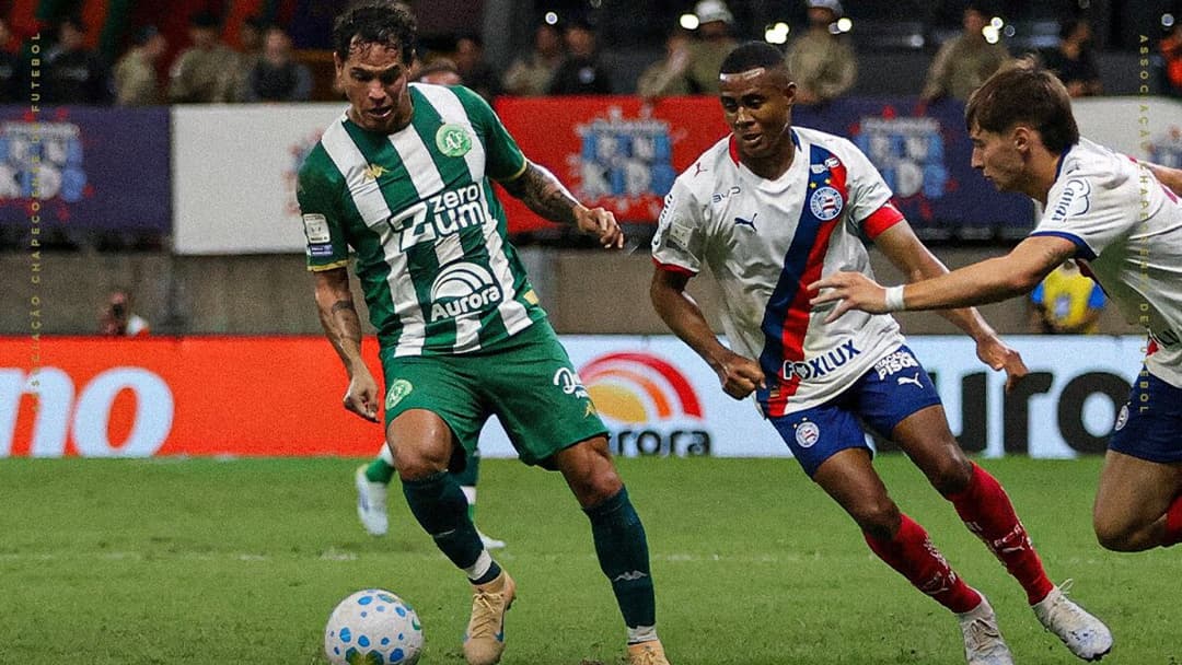 Bahia vence Chapecoense por 2 a 0 na Arena Fonte Nova em retorno do Brasileirão