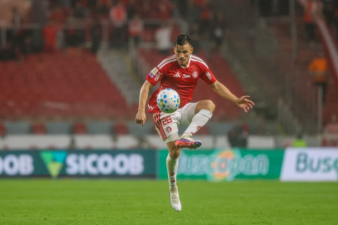 Athletico-PR e Internacional abrem o returno do Brasileirão em Curitiba