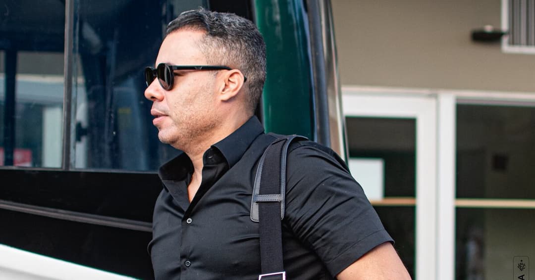 Vasco sonda Jair Ventura, do Vitória, para assumir o comando técnico