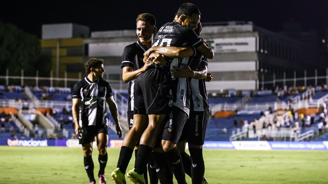 Daniel Paulista admite que meta imediata do Ceará agora é escapar do rebaixamento
