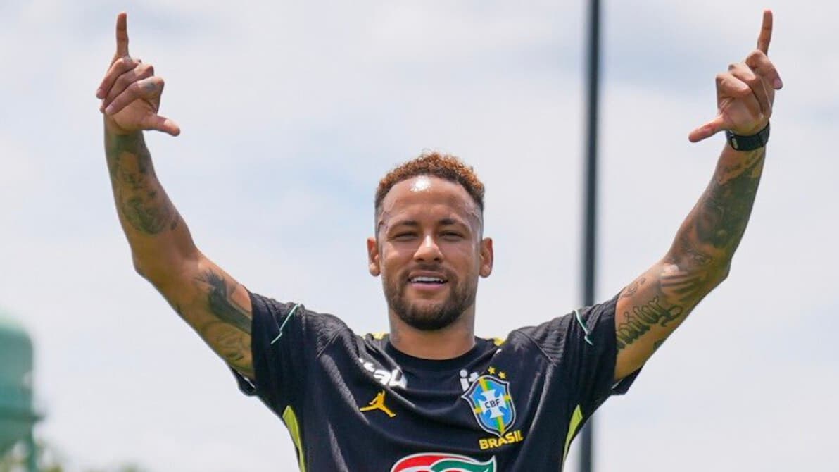 Neymar tira férias em Orlando e ainda não define retorno ao Santos após eliminação na Copa