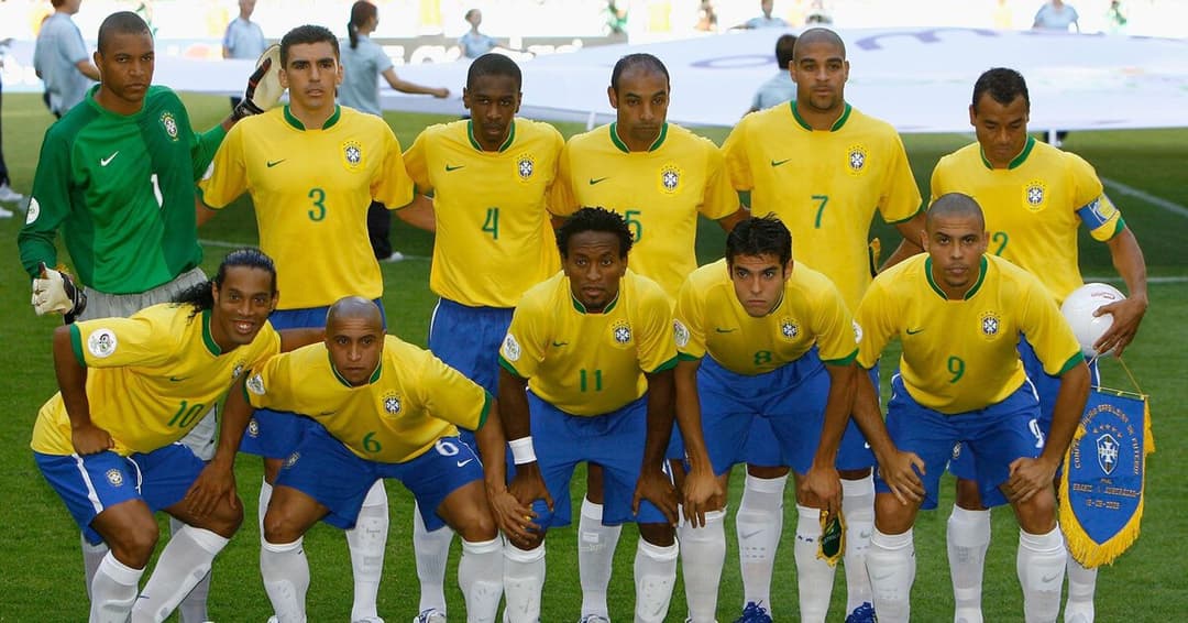 Por que um time de futebol tem 11 jogadores? Entenda como surgiu essa regra
