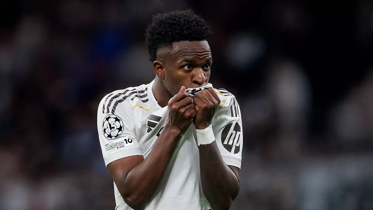 Real Madrid oficializa renovação de contrato de Vini Jr. até 2032