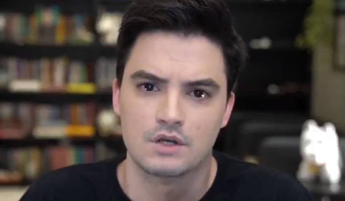 Felipe Neto faz pronunciamento após ameaça de prisão por chamar Bolsonaro de genocida
