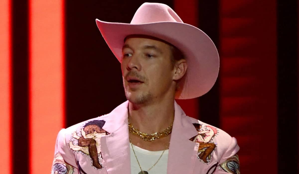 Diplo é acusado de filmar ato sexual forçado, com apoio de seguranças