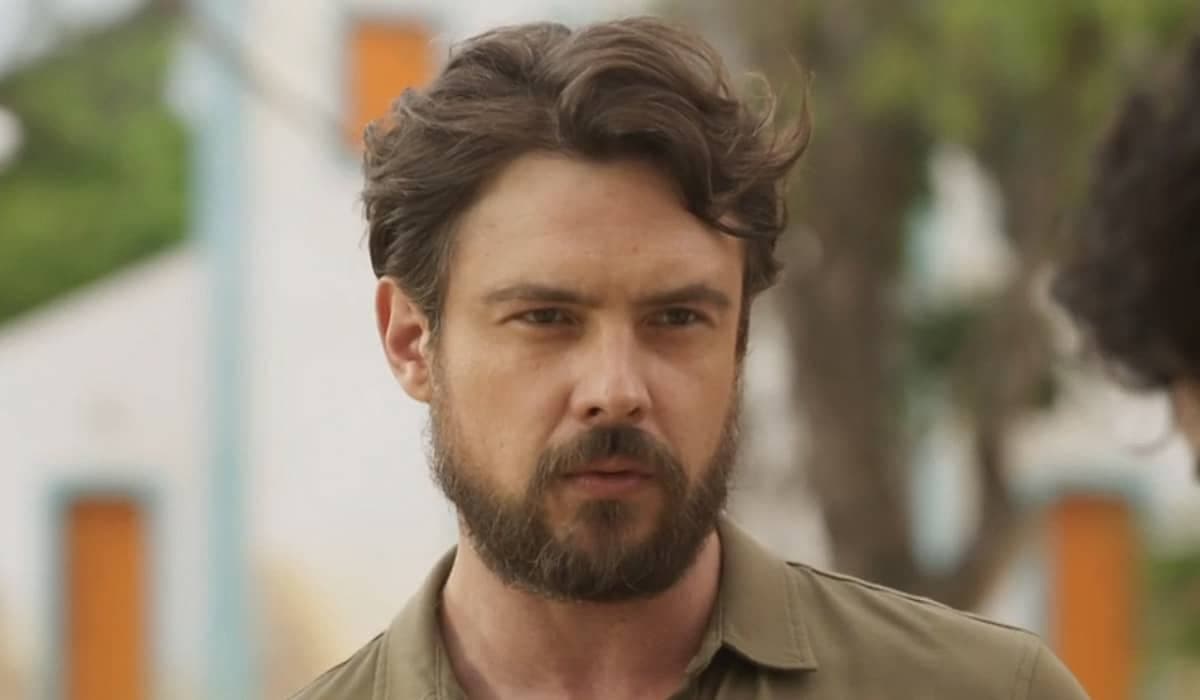 Roubado e traído, Zé Paulino abre o olho em Mar do Sertão