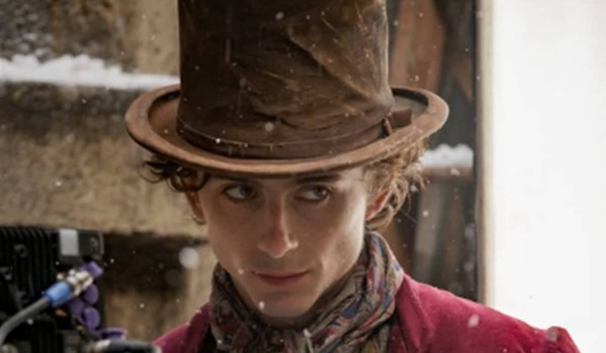 Olivia Colman elogia atuação 'mágica' de Timothée Chalamet como Willy Wonka