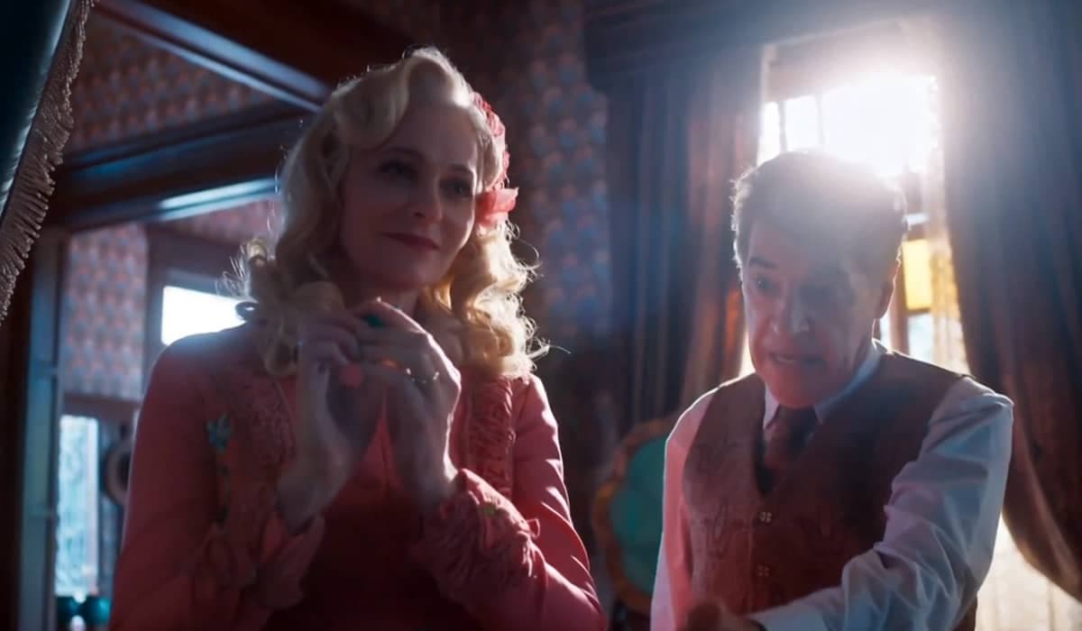 Além da Ilusão: Julinha e Constantino forjam assalto em casa