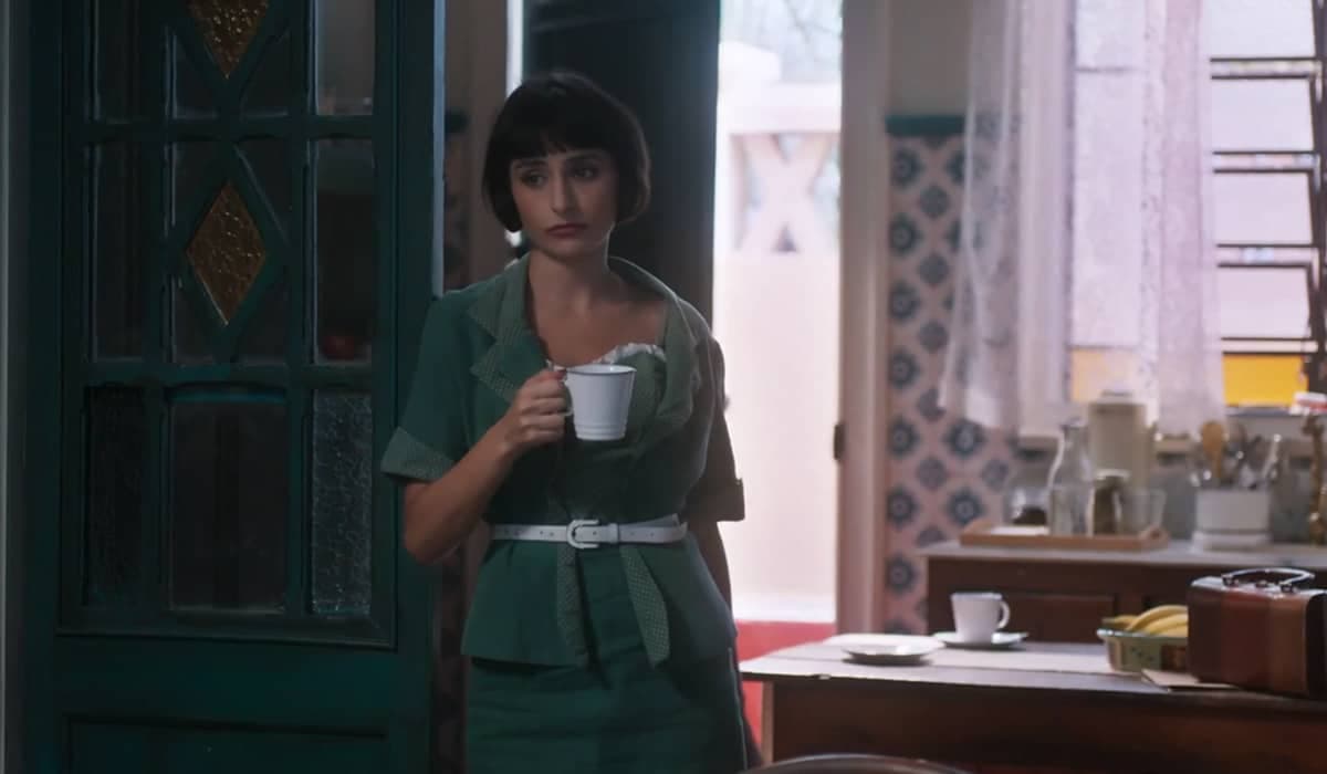 Iolanda é enganada e perde todo seu dinheiro em Além da Ilusão