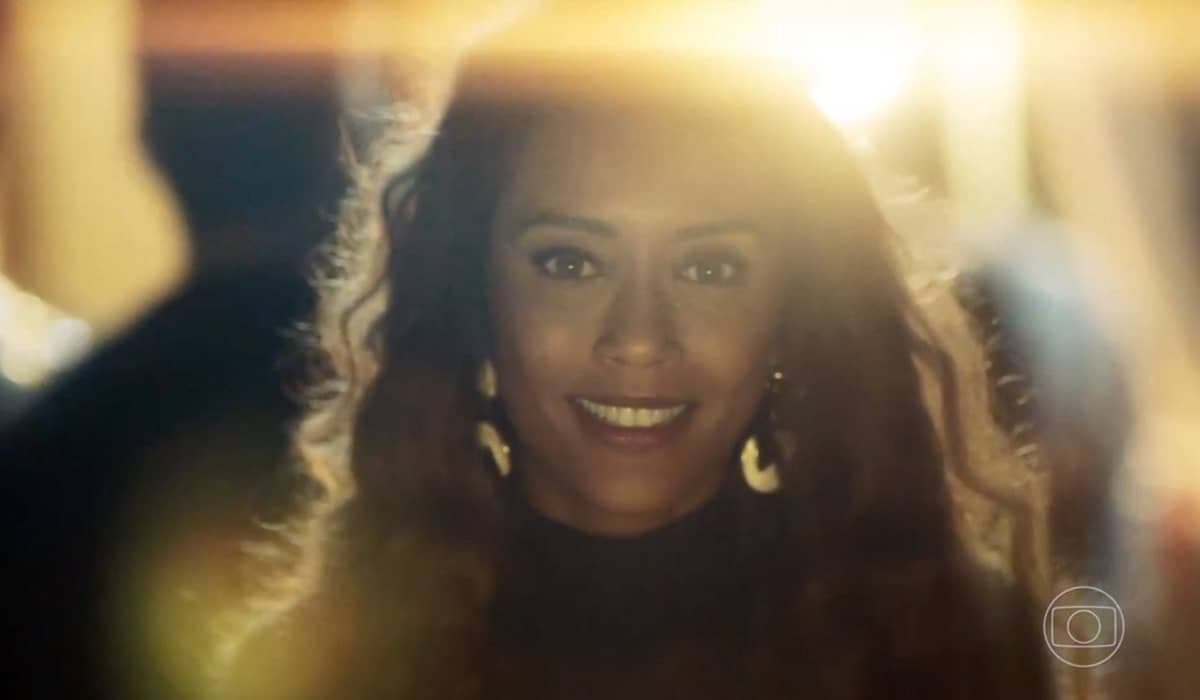 Conforme previsto pelo público, Clarice retorna em Cara e Coragem