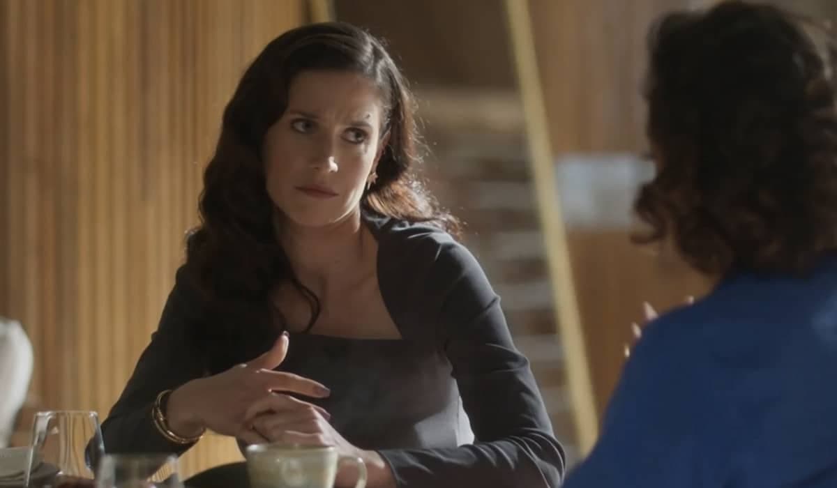 Regina cria novo esquema para lucrar na SG em Cara e Coragem