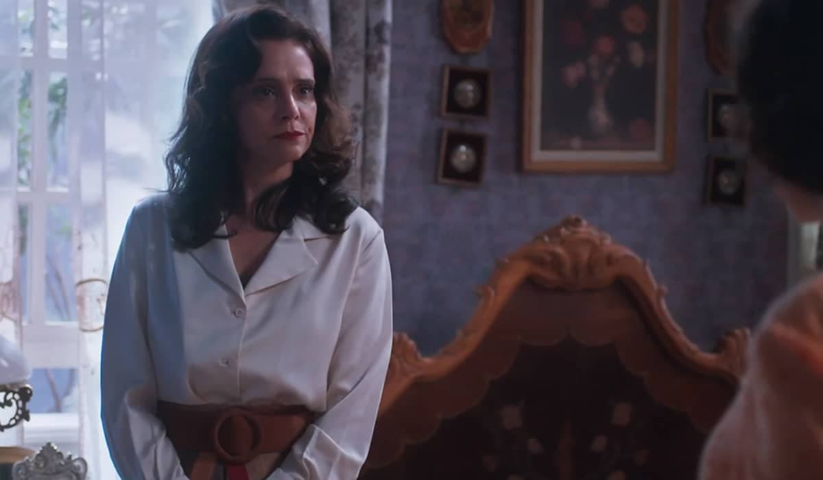 Cansada, Violeta não aguenta mais problemas na família em Além da Ilusão