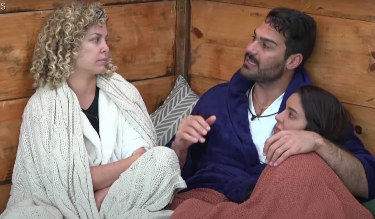 A Fazenda 14: Bárbara acorda para o jogo e se une a novo grupo
