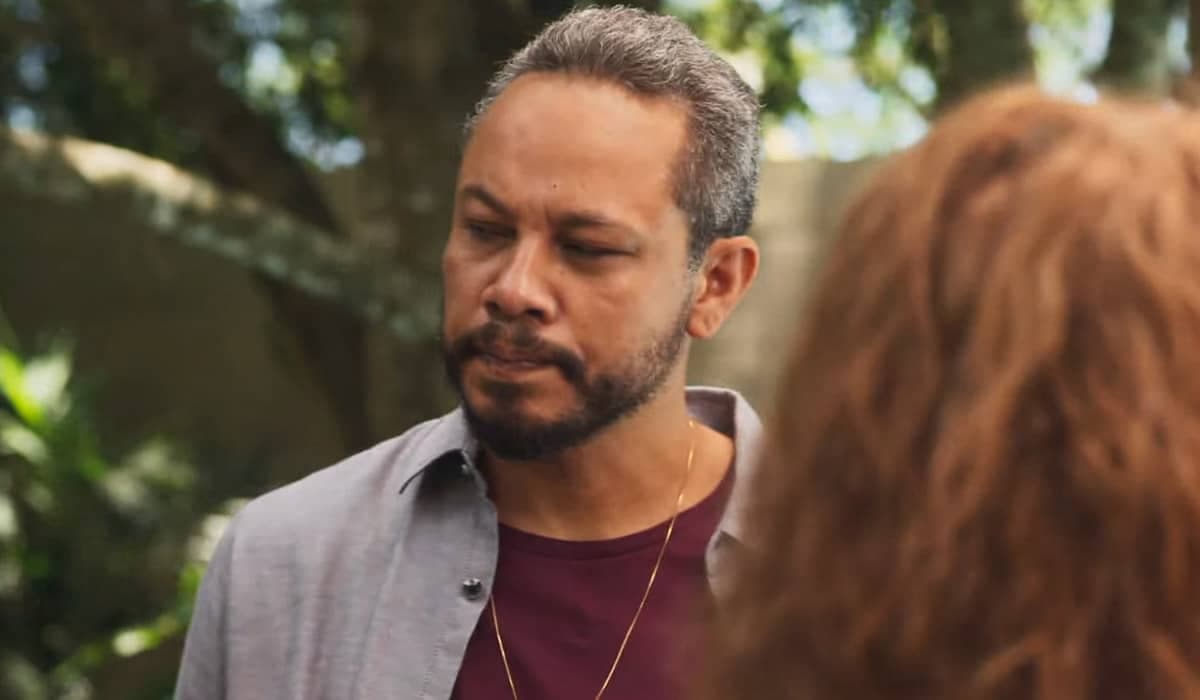 Pastor desmonta Carlão ao apoiar Sol como dançarina em Vai na Fé