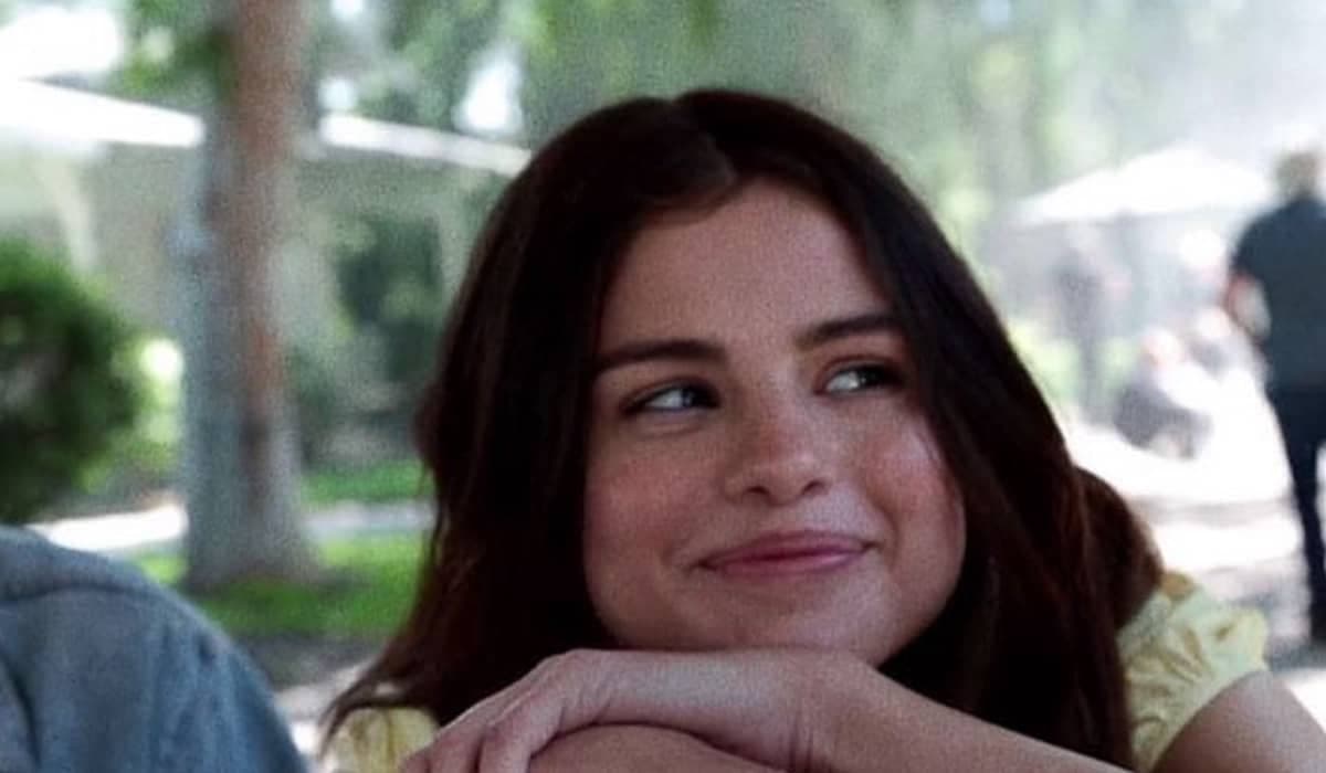 Selena Gomez responde comentários sobre seu peso após participação no Golden Globes