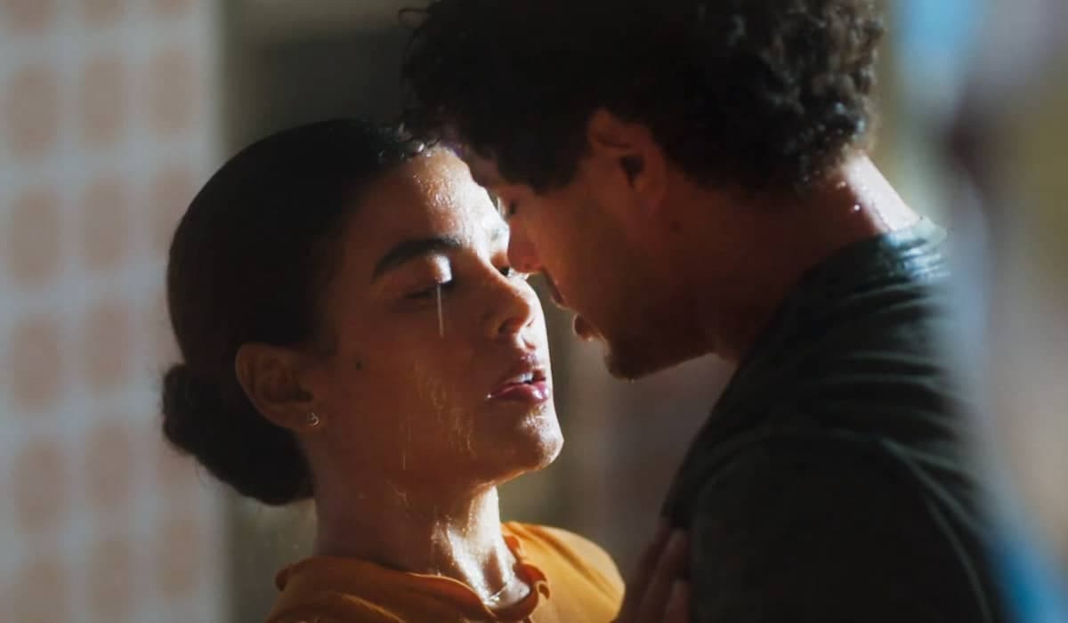 Jenifer fica tentada a abandonar Icaes e ir para a Guatemala com Eduardo em Vai na Fé