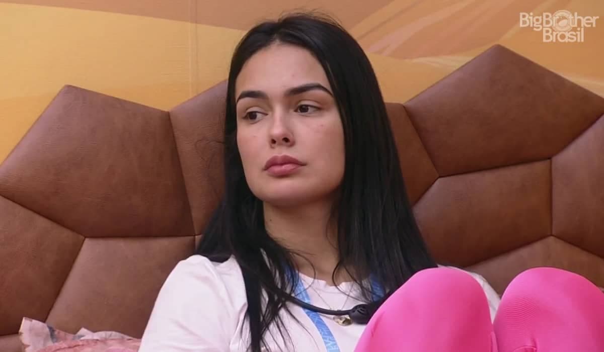 Larissa chora ao sentir que seu retorno ao BBB 23 não foi aceito pela casa