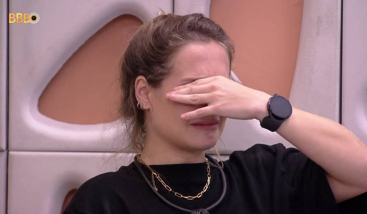 Bruna engata discussão com Black e cai no choro após prova do líder no BBB 23