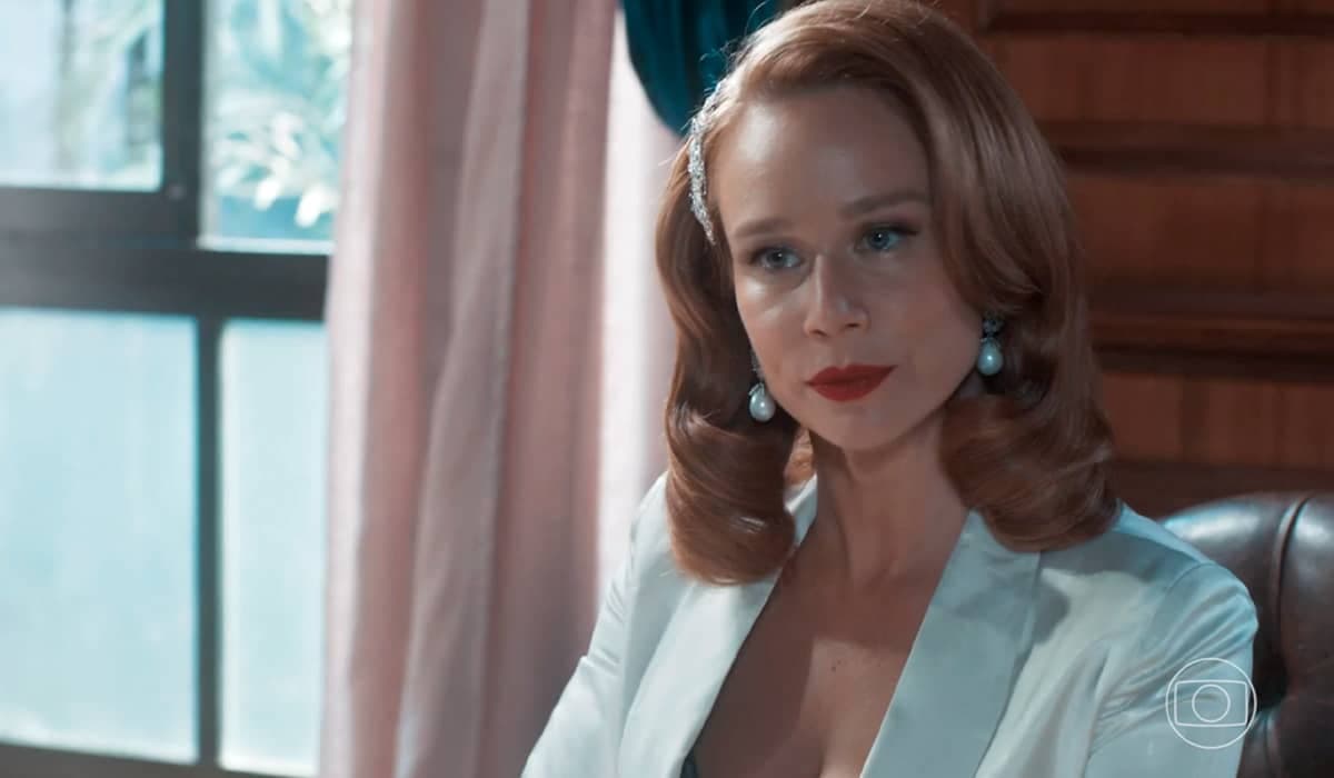Gilda segue obsessão e ignora um processo contra o hotel em Amor Perfeito