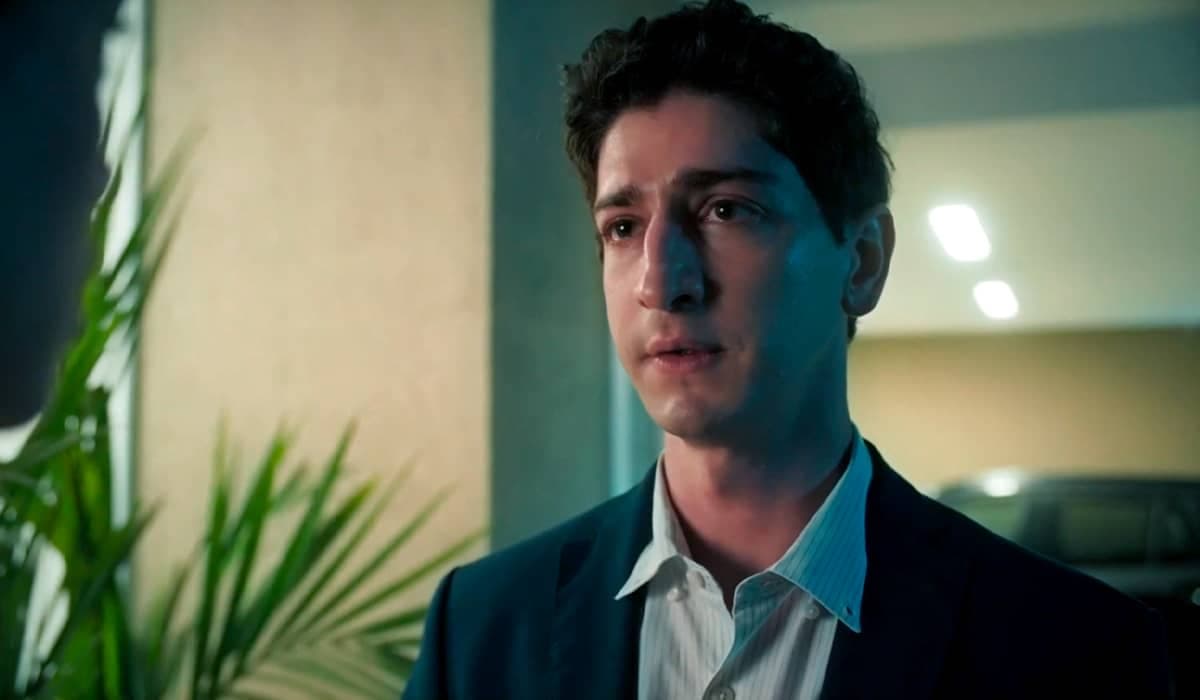 Daniel aceita a sucessão e promete grandes mudanças em Terra e Paixão