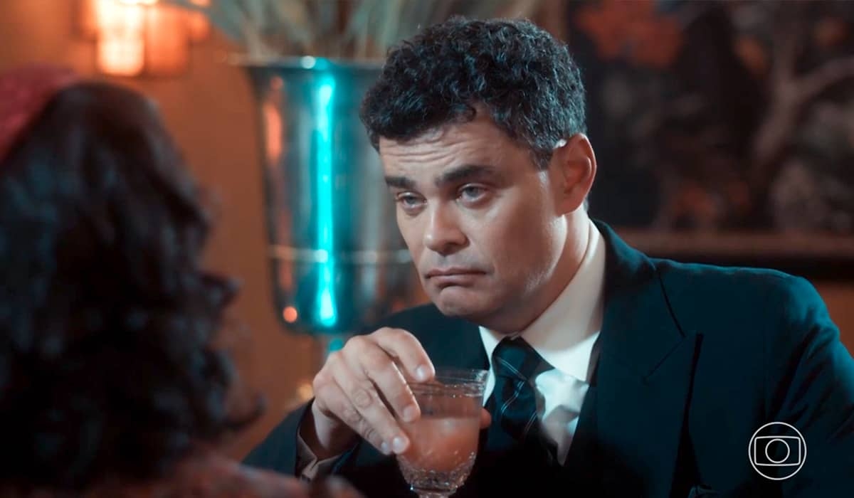 Érico renova a cidade com reinauguração do cinema em Amor Perfeito