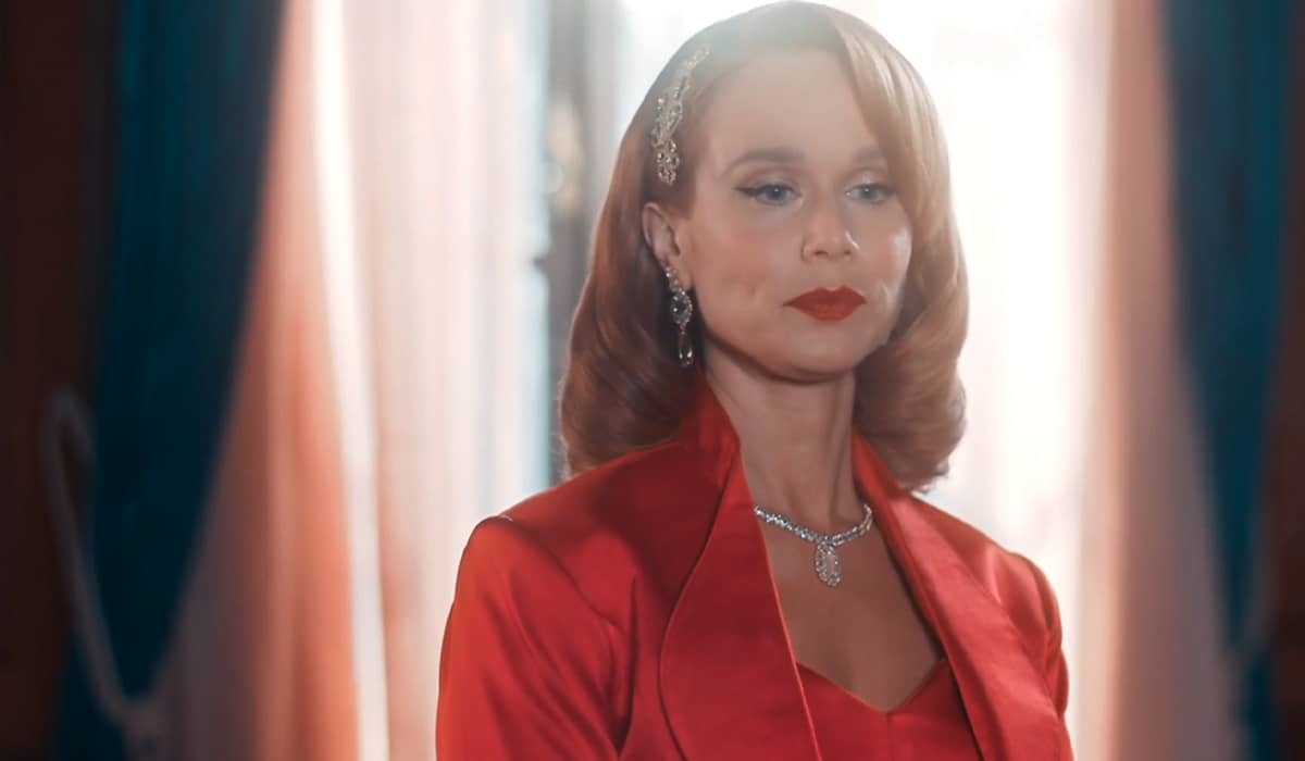 Crimes de Gilda viram notícia e todos ficam chocados no final de Amor Perfeito