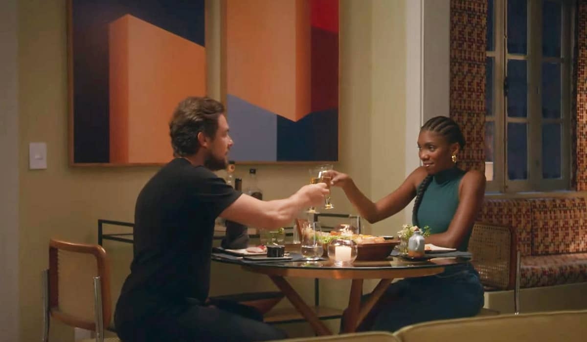 Traidor e covarde, Átila morre nos braços de Taís em Elas por Elas; Veja o resumo